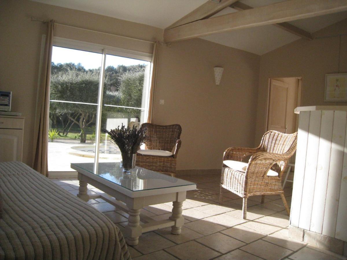 Le Clos Olives Comps  Exterior photo