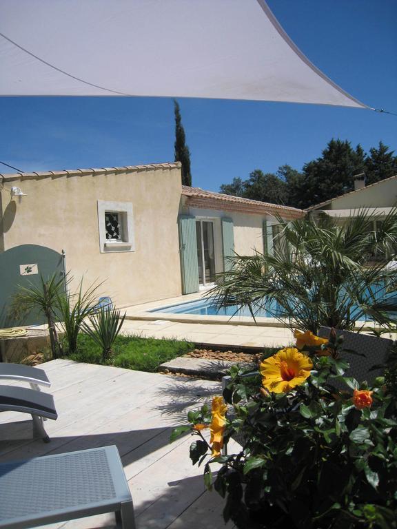 Le Clos Olives Comps  Room photo